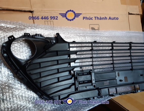 Lưới Cản Trước Camry 2015-2017 (Giá Bắt Biển Số Nhỏ)