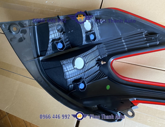 Đèn Hậu Yaris 2014-2016 RH/LH